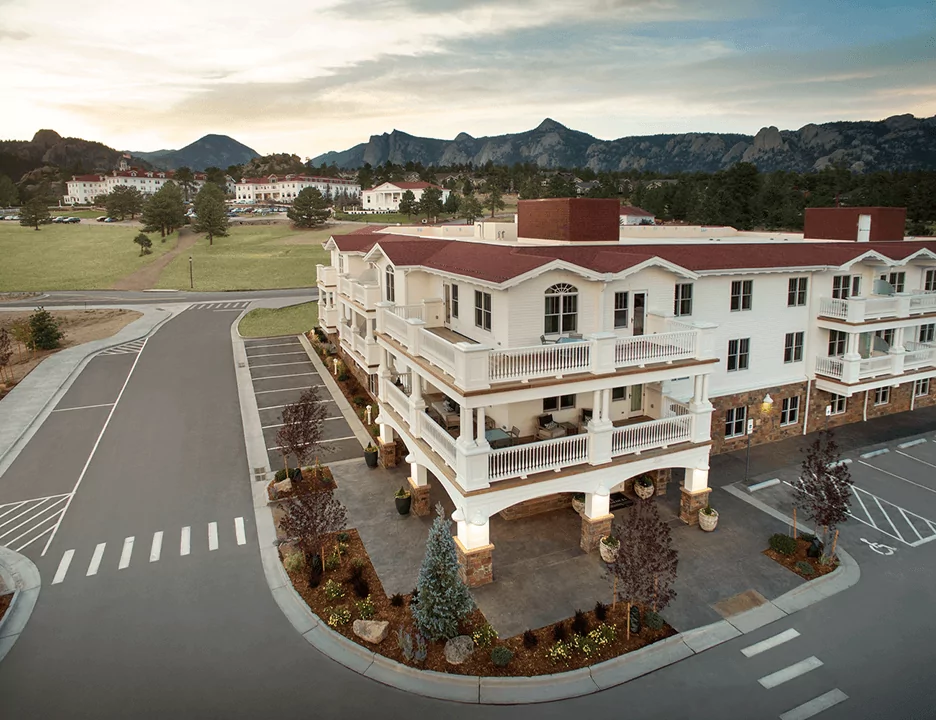 The pool and Jacuzzi at The Aspire are - The Stanley Hotel