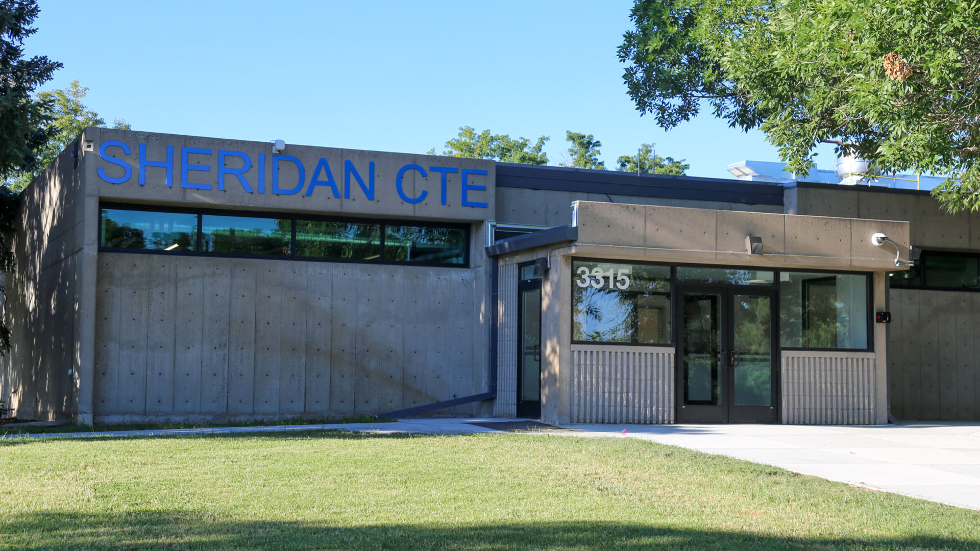 Sheridan CTE exterior building